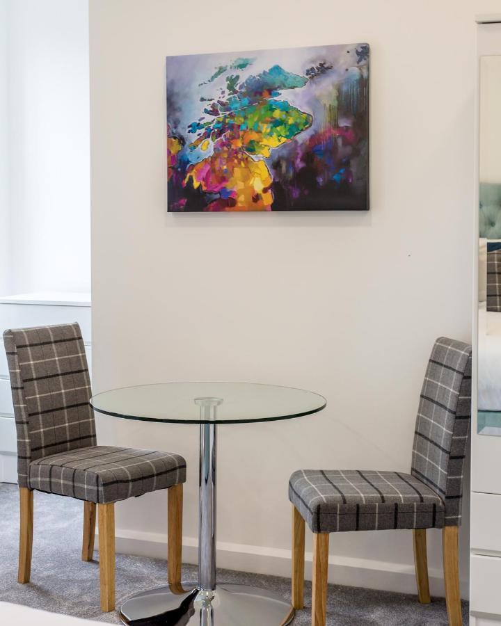 Modern Studio Next To Edinburgh Castle Apartment Luaran gambar